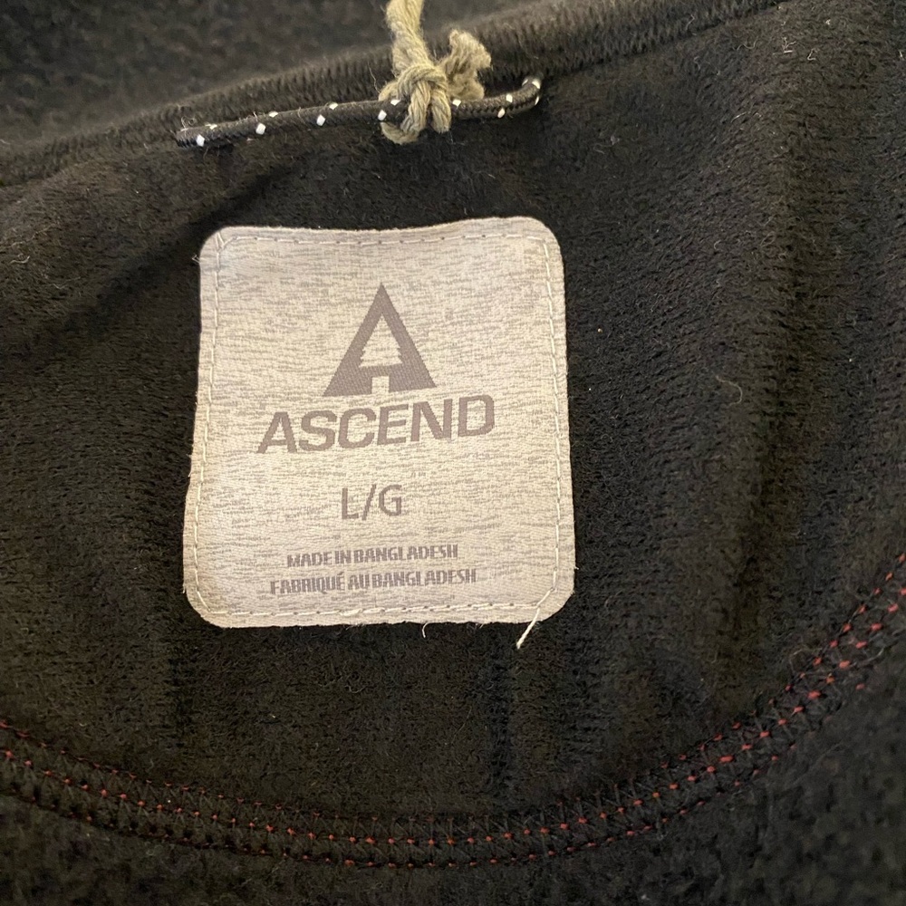 Ascend Jacket - image 3